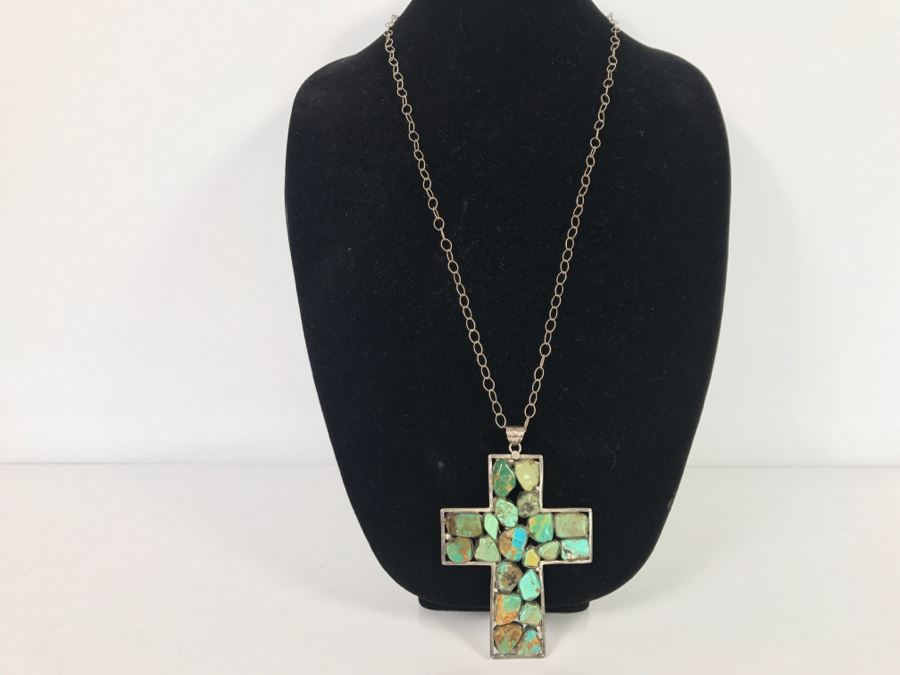 Sterling Silver And Turquoise Cross Pendant And Sterling Silver Chain 61.8g [Photo 1]