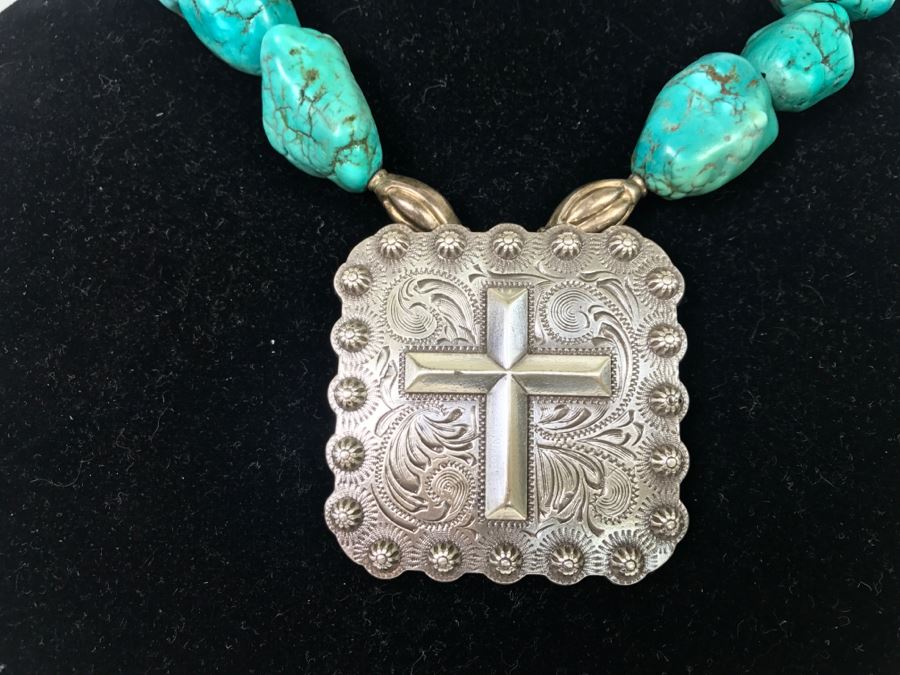 Silver Tone Cross Pendant And Turquoise Chain 220g [Photo 2]