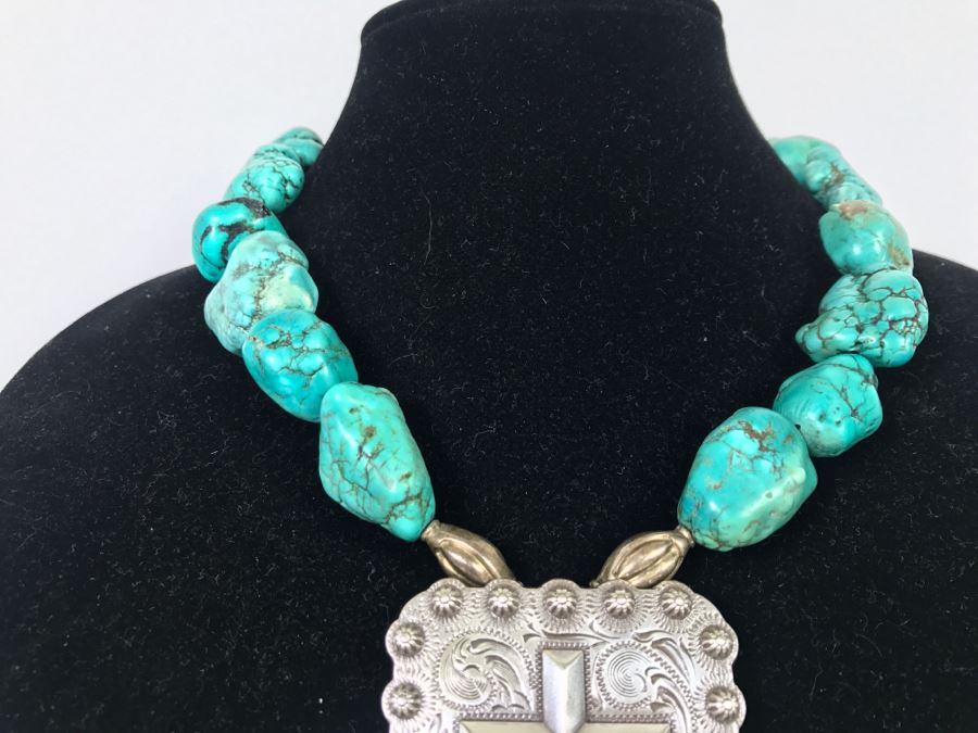 Silver Tone Cross Pendant And Turquoise Chain 220g [Photo 3]