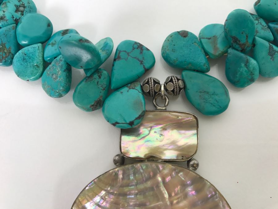 Chunky Turquoise Necklace With Shell Pendant 127g [Photo 9]