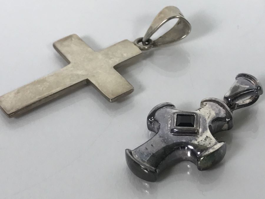 Pair Of Sterling Silver Cross Pendants 18.7g [Photo 6]