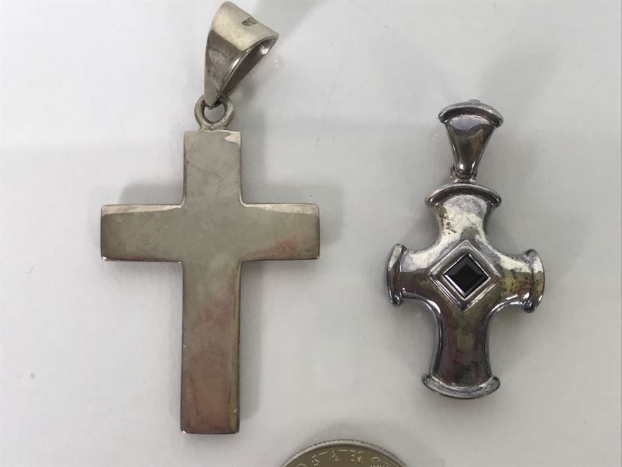Pair Of Sterling Silver Cross Pendants 18.7g [Photo 1]