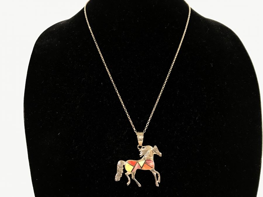 Sterling Silver Horse Pendant With Inlaid Stone Signed JE With Necklace 12.7g [Photo 1]