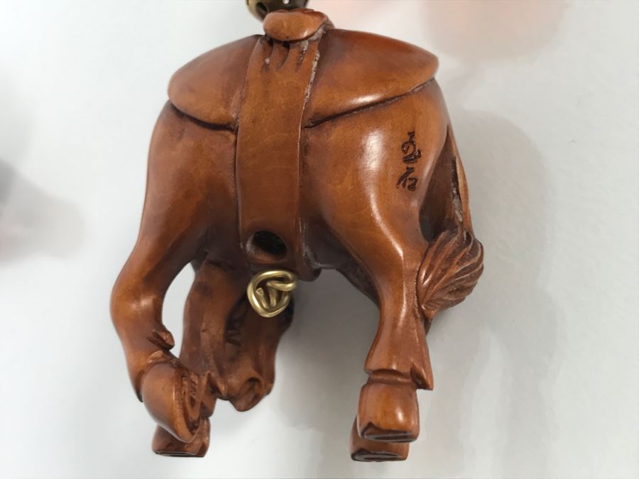 Asian Carved Wooden Horse Signed Pendant With Necklace [Photo 9]