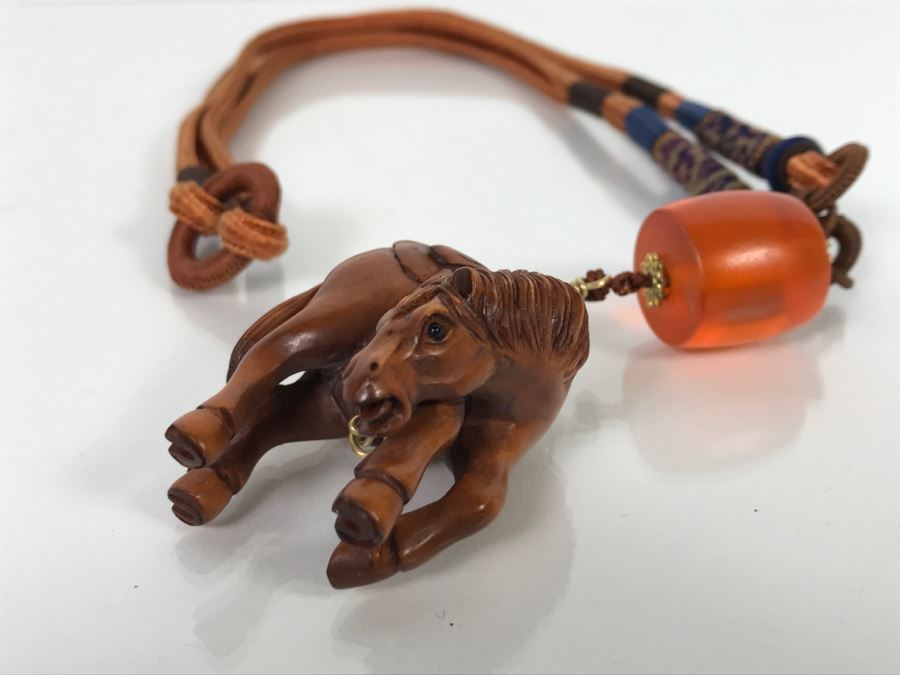 Asian Carved Wooden Horse Signed Pendant With Necklace [Photo 5]