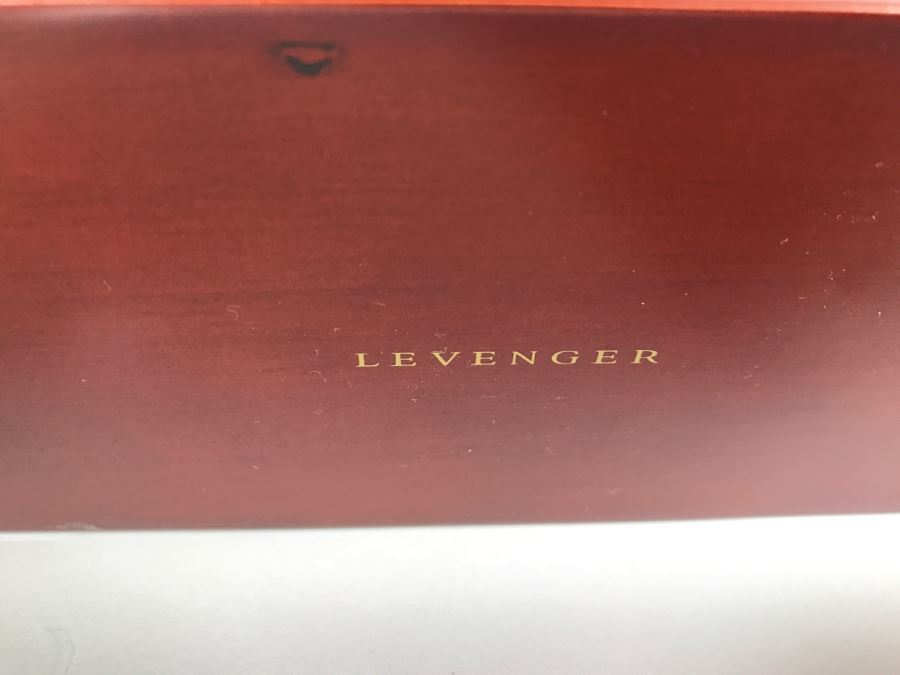 LEVENGER Pen Holder (Pens Sold Separately In This Sale) [Photo 5]