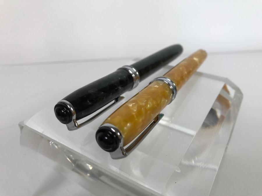 Pair Of LEVENGER Fountain Pens [Photo 4]