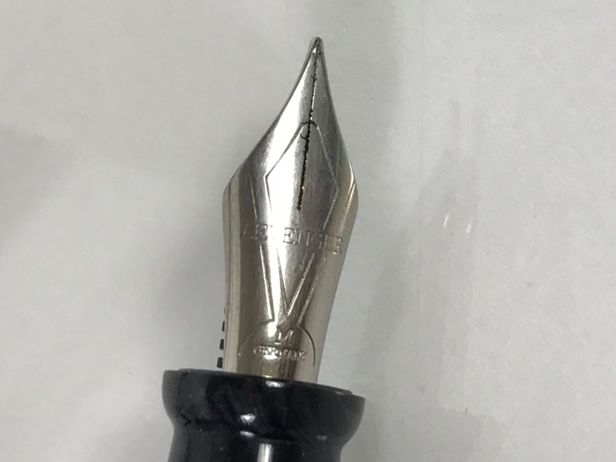 Pair Of LEVENGER Fountain Pens [Photo 10]