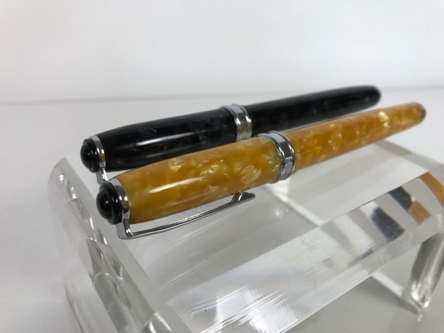 Pair Of LEVENGER Fountain Pens [Photo 2]
