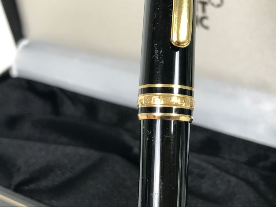 Montblanc Meisterstuck Ballpoint Pen With Case [Photo 7]