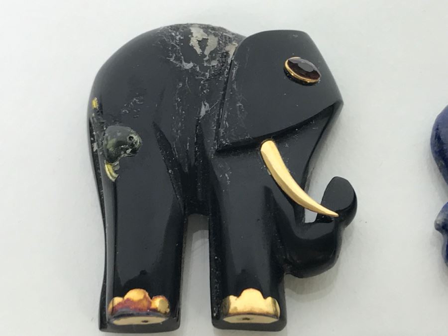 Collection Of (5) Elephant Pendants Mostly Carved Stone Some With 14K Gold Accents [Photo 10]