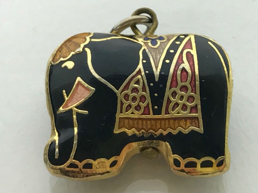 Collection Of (5) Elephant Pendants Mostly Carved Stone Some With 14K Gold Accents [Photo 16]