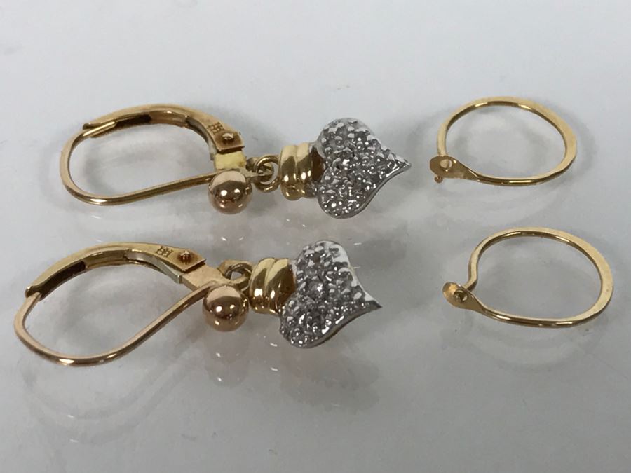Pair Of 14K Yellow Gold Earrings Heart Shaped 2.2g TW