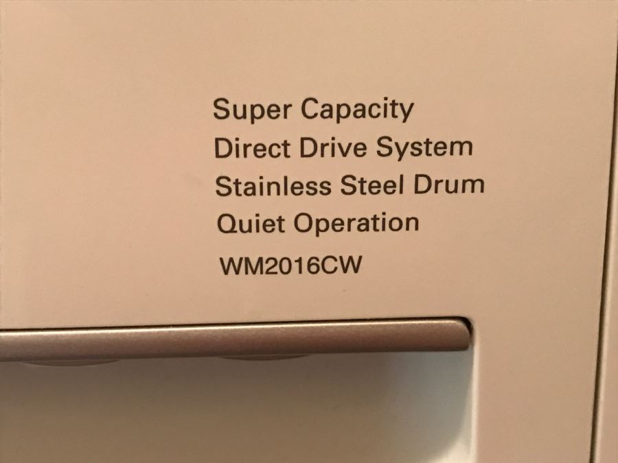 LG White Front Load Washer Super Capacity Quiet Operation Washing Machine WM2016CW Like New [Photo 5]