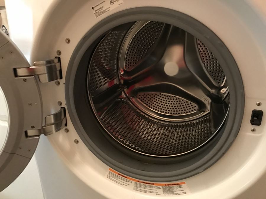 LG White Front Load Washer Super Capacity Quiet Operation Washing