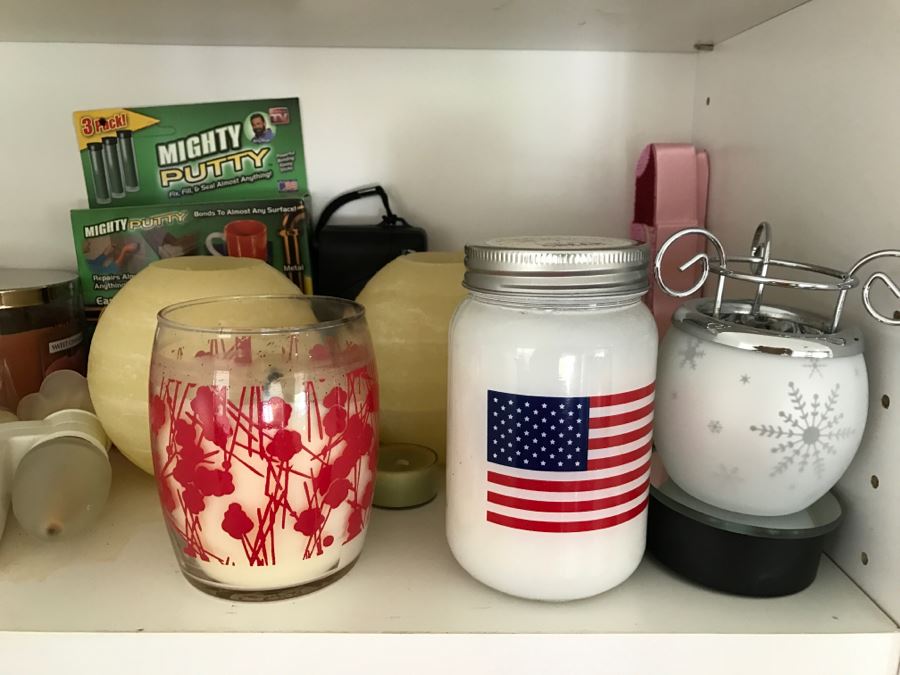 Home Decor, Candle, Towel Lot - See Photos [Photo 6]
