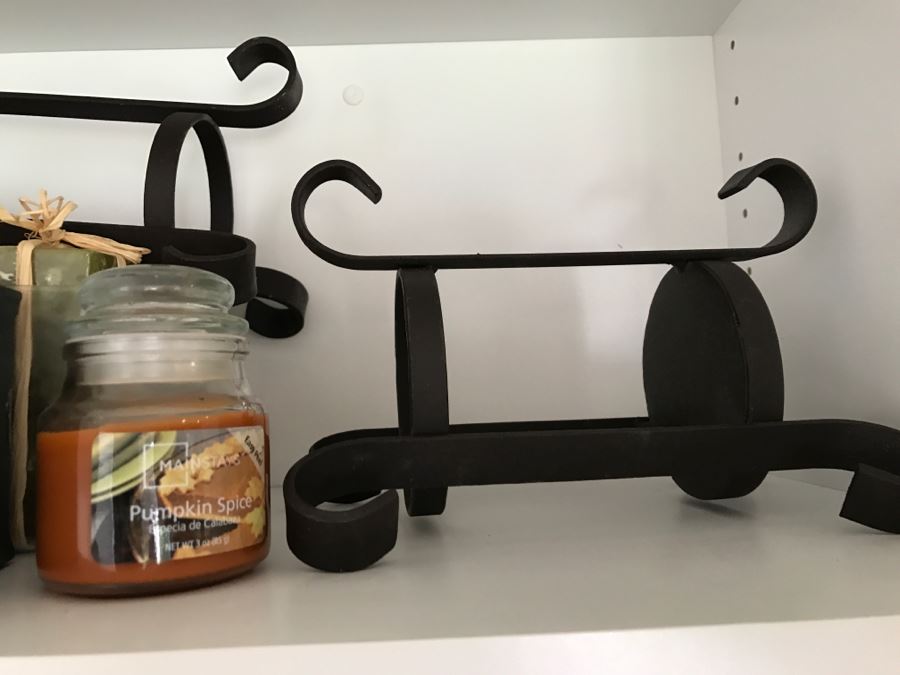 Home Decor, Candle, Towel Lot - See Photos [Photo 11]