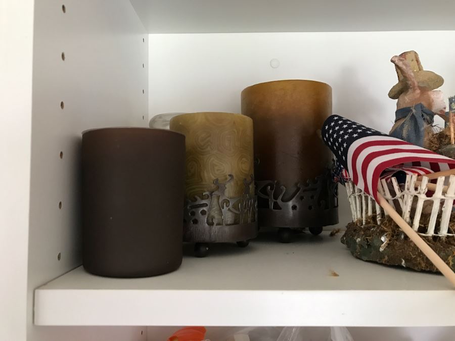 Home Decor, Candle, Towel Lot - See Photos [Photo 16]