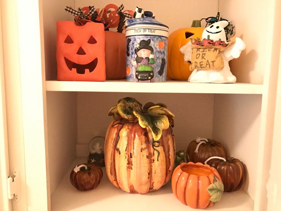 Home Decor Holiday Decoration Lot [Photo 1]