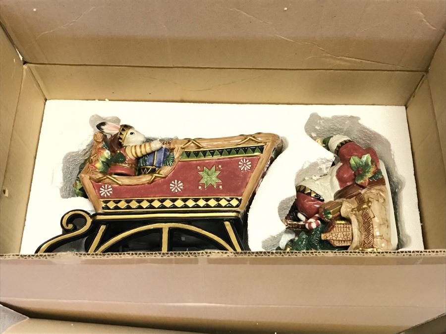 Fitz And Floyd Christmas Lodge Cookie Jar Santa With Sleigh $365 Retail [Photo 3]
