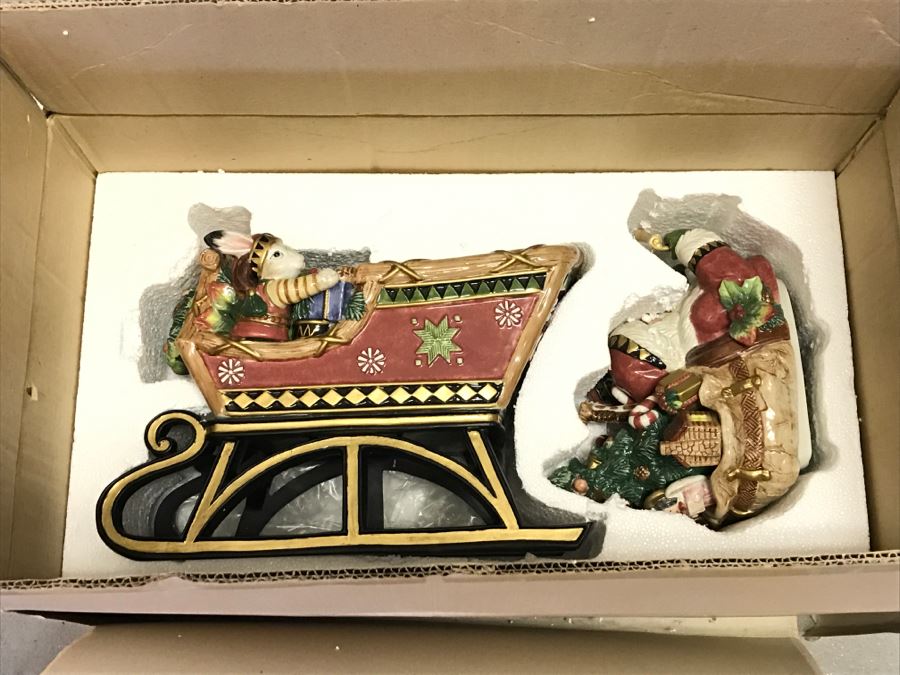 Fitz And Floyd Christmas Lodge Cookie Jar Santa With Sleigh $365 Retail [Photo 1]