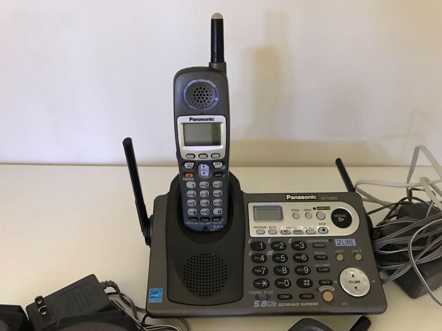 Panasonic Cordless Phones KX-TG6502 [Photo 4]