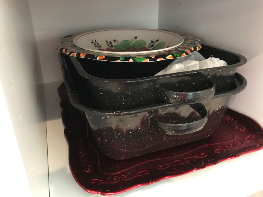 Speckled Roasting Pans And Braun Hand Blender [Photo 3]