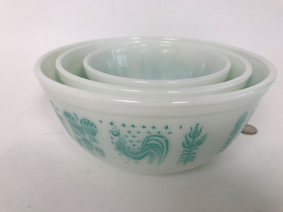 Set Of (3) Vintage PYREX Nesting Bowls Amish Butterprint [Photo 3]