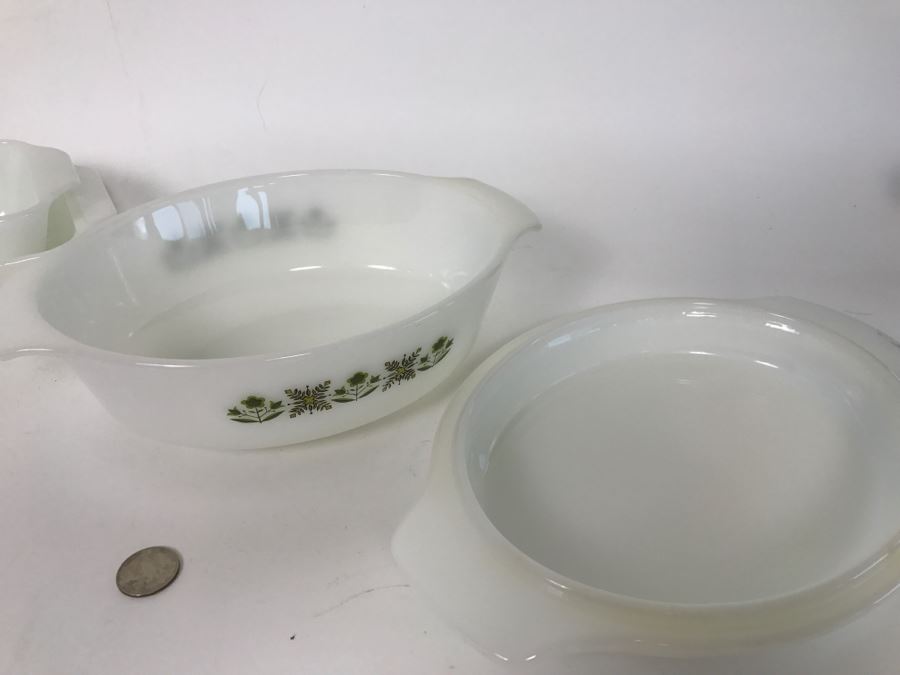 Vintage Anchor Hocking Fire King Covered Casserole Dish And (2) Handled Dishes [Photo 7]