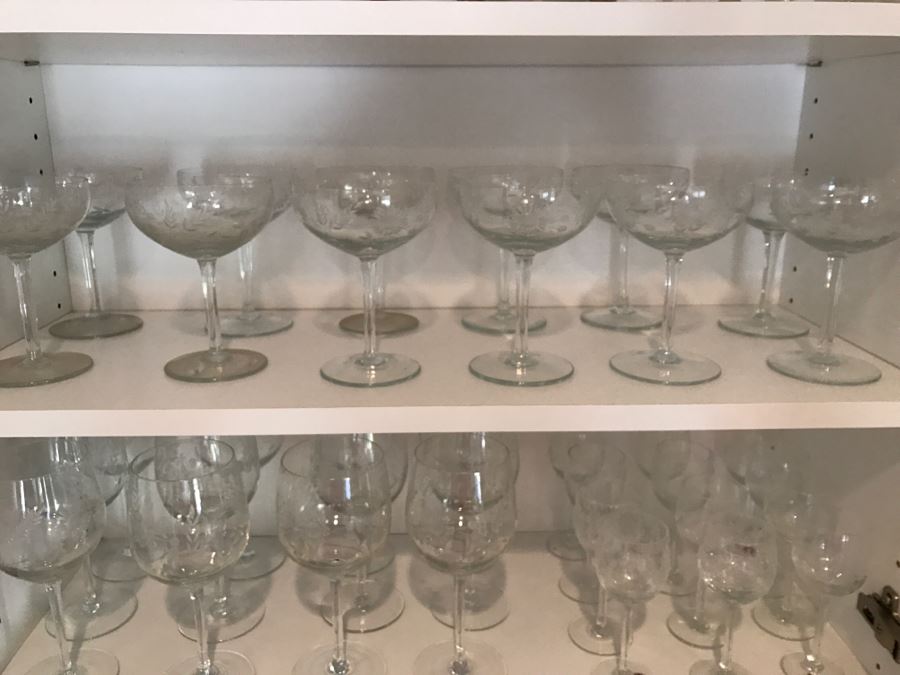 Set Of (36) Vintage Etched Glass Stemware Glasses Made In Roumania Romania Some Glasses With Original Labels [Photo 12]