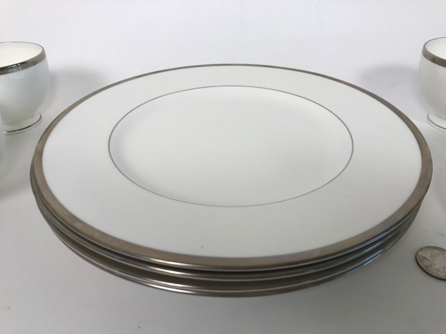 Elegant WEDGWOOD Bone China England Service For (4) Plates, Cups And Saucers Silver Rim [Photo 7]