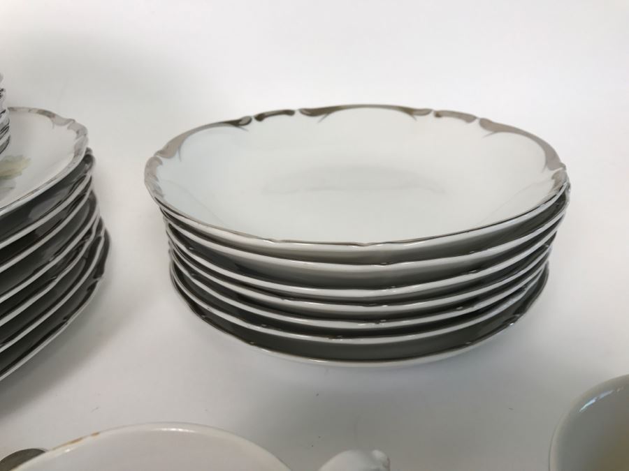 Large Starlight Fine China Set From Japan Silver Rim [Photo 8]