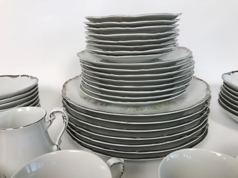 Large Starlight Fine China Set From Japan Silver Rim [Photo 7]
