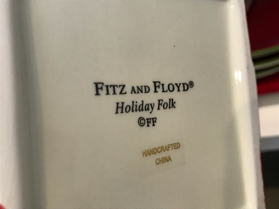 Various Holiday Themed Coffee Cups Mugs, Plates And Bowls [Photo 13]