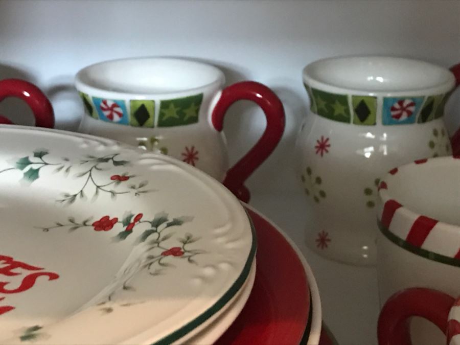 Various Holiday Themed Coffee Cups Mugs, Plates And Bowls [Photo 5]