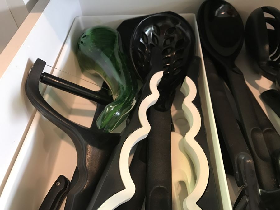 Utensil Lot [Photo 4]