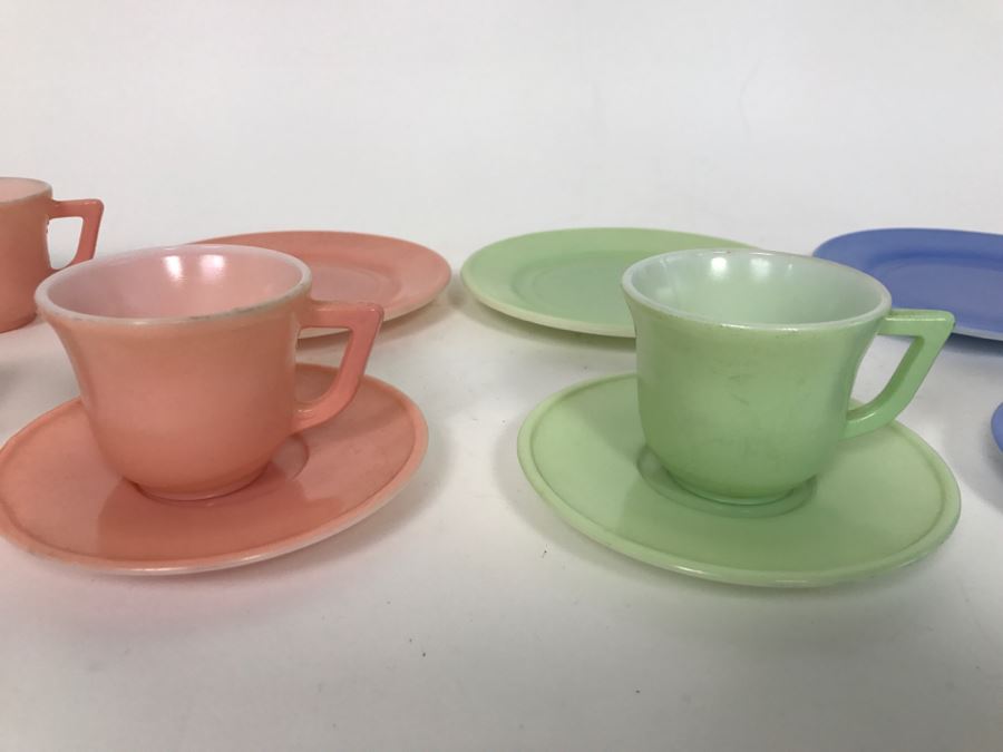 Vintage Colored Cups And Saucers [Photo 2]