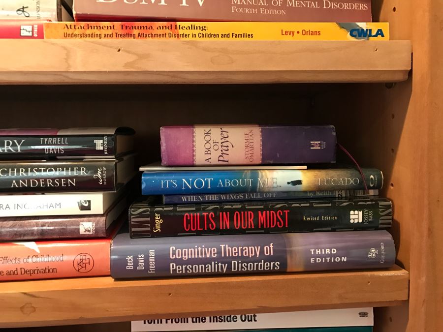 Book Lot - Client Was PhD Psychologist [Photo 10]