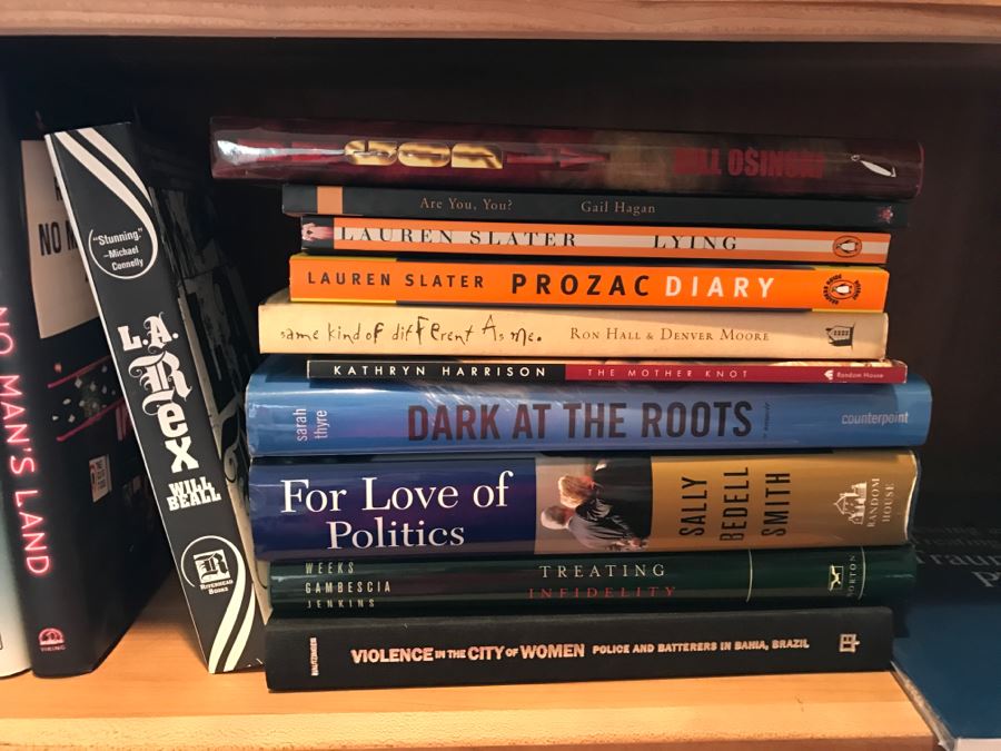 Book Lot - Client Was PhD Psychologist [Photo 5]