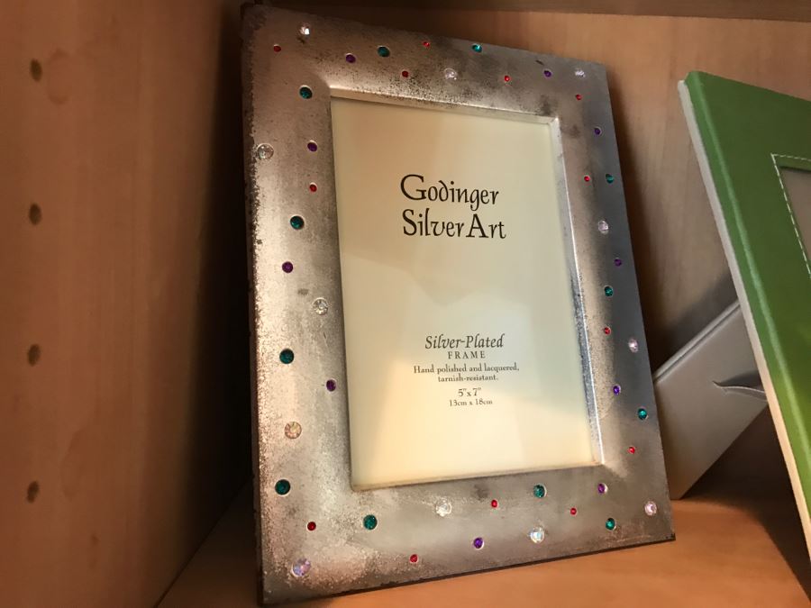 Picture Frame Lot [Photo 2]