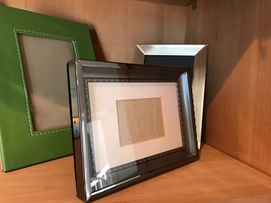 Picture Frame Lot [Photo 4]