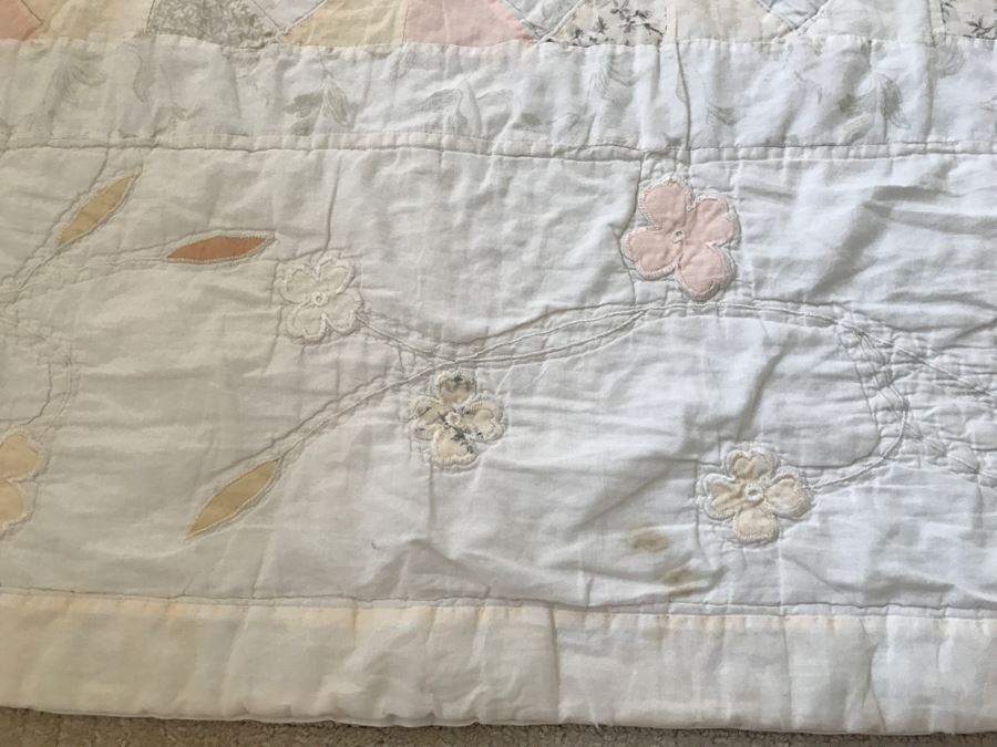 Vintage Handmade Quilt [Photo 6]