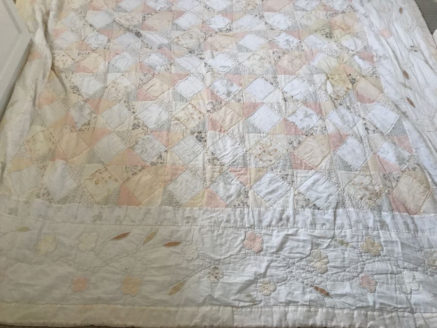 Vintage Handmade Quilt [Photo 3]