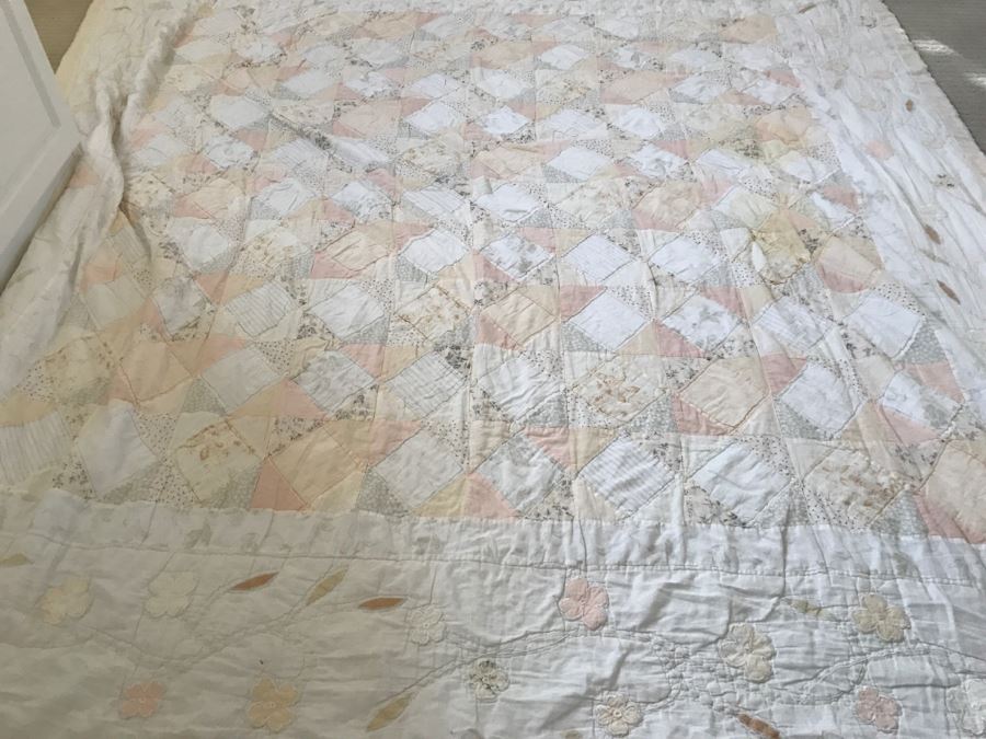 Vintage Handmade Quilt [Photo 4]