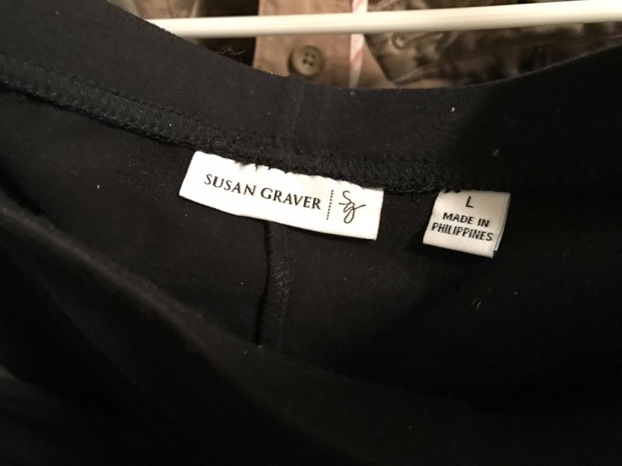 Closet Rack Of Mainly Black Pants Ladies Size 14 [Photo 5]