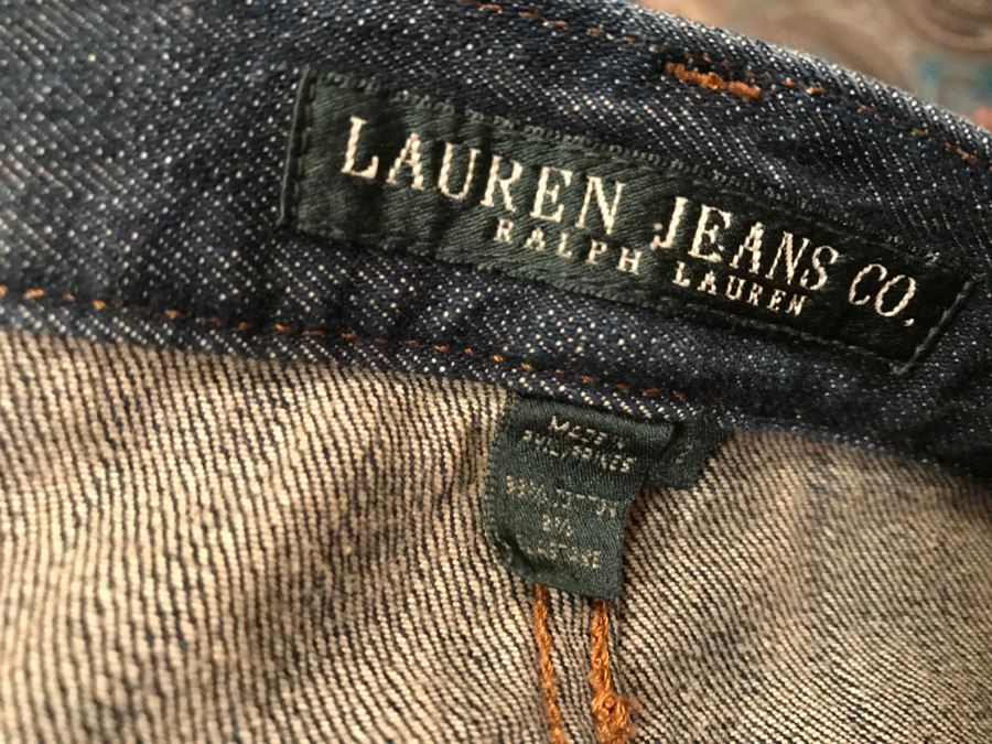 Closet Rack Of Ladies Clothes Shirts, Scarves, Jackets, Jeans Size L 14 - See Photos [Photo 37]