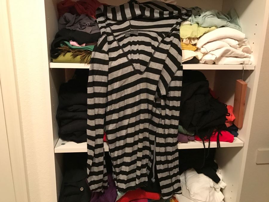 4 Shelves Stacked With Mainly Ladies Shirts Dozens Of Michael Stars Shirts Tees Of Various Colors Size L - See Photos [Photo 16]