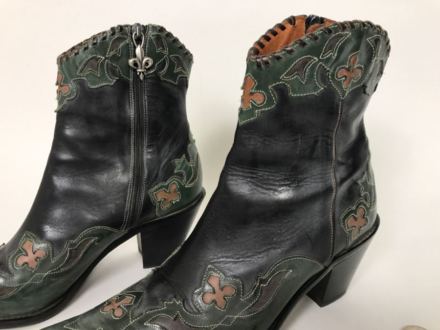 Donald J Pliner Western Couture Collection Ladies Boots Made In Italy Size 7 1/2M