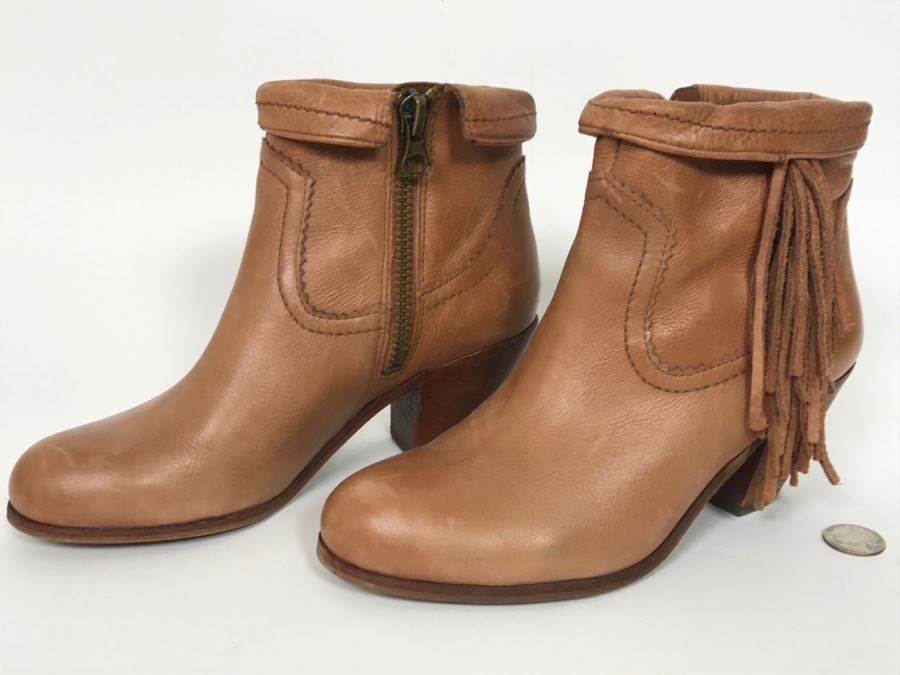 Sam Edelman Ladies Boots Size 7 1/2 [Photo 1]
