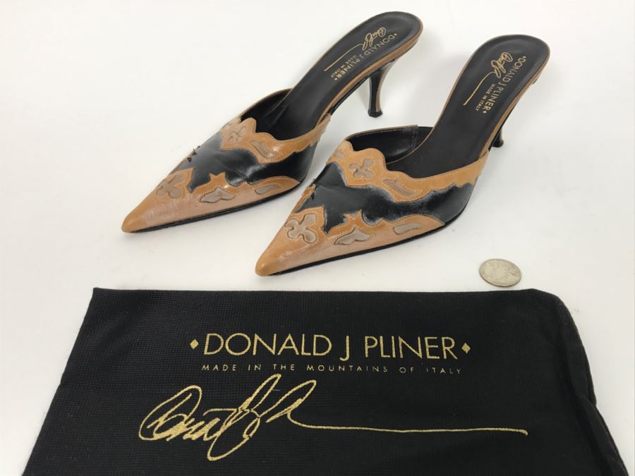 Donald J Pliner High Heel Ladies Shoes Made In The Mountains Of Italy Size 7 1/2 M [Photo 1]